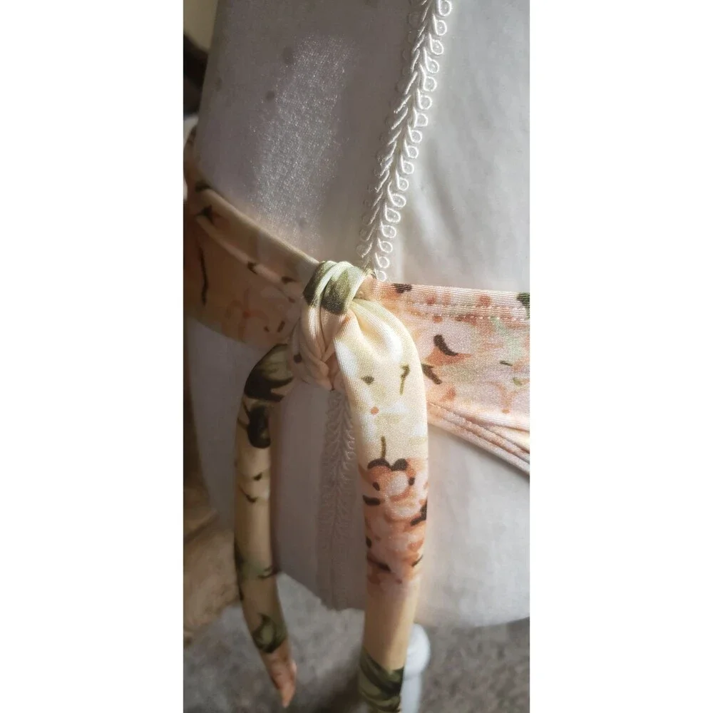 Chelsea and Violet bikini, sz top s, bot